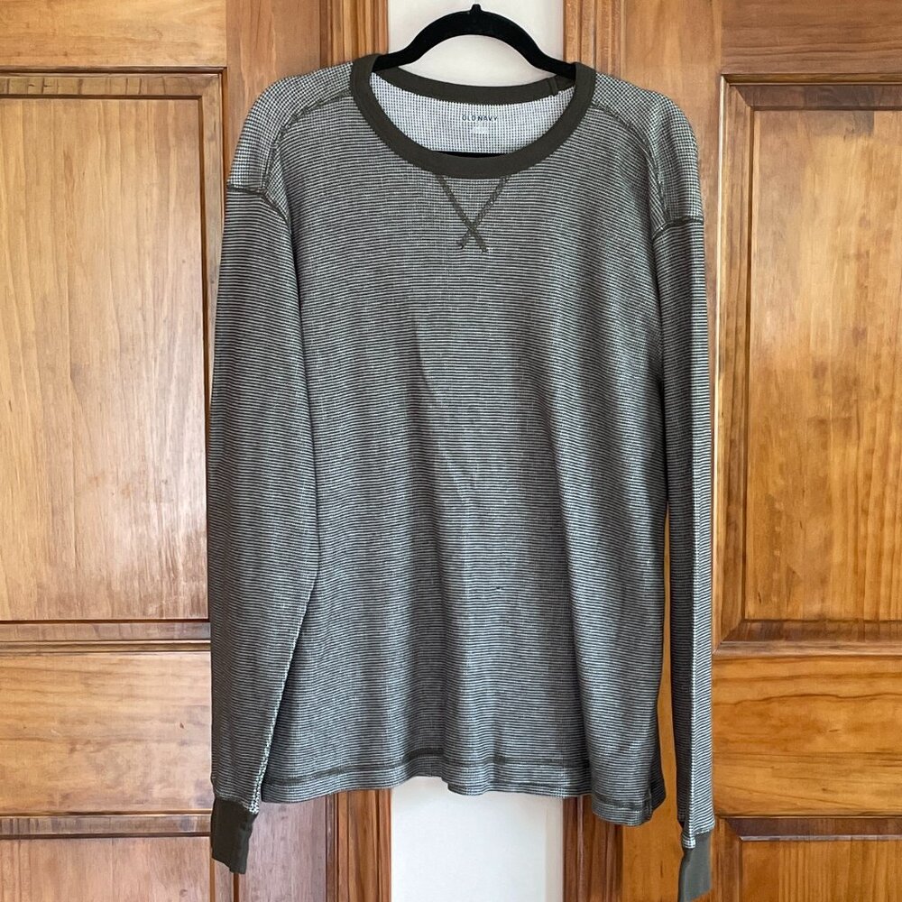 Vintage Old Navy Long Sleeved Tee Army Green Soft XL